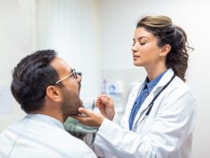 Sore Throat Test and Treat  service picture
